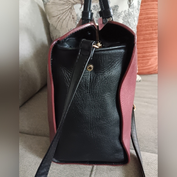 FURLA Vintage Leather Tote - Picture 13 of 15